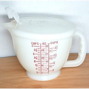 VTG Tupperware 4 Cup 32oz 1 Liter Mix N Store Measuring Batter Bowl w/ Lid 1288